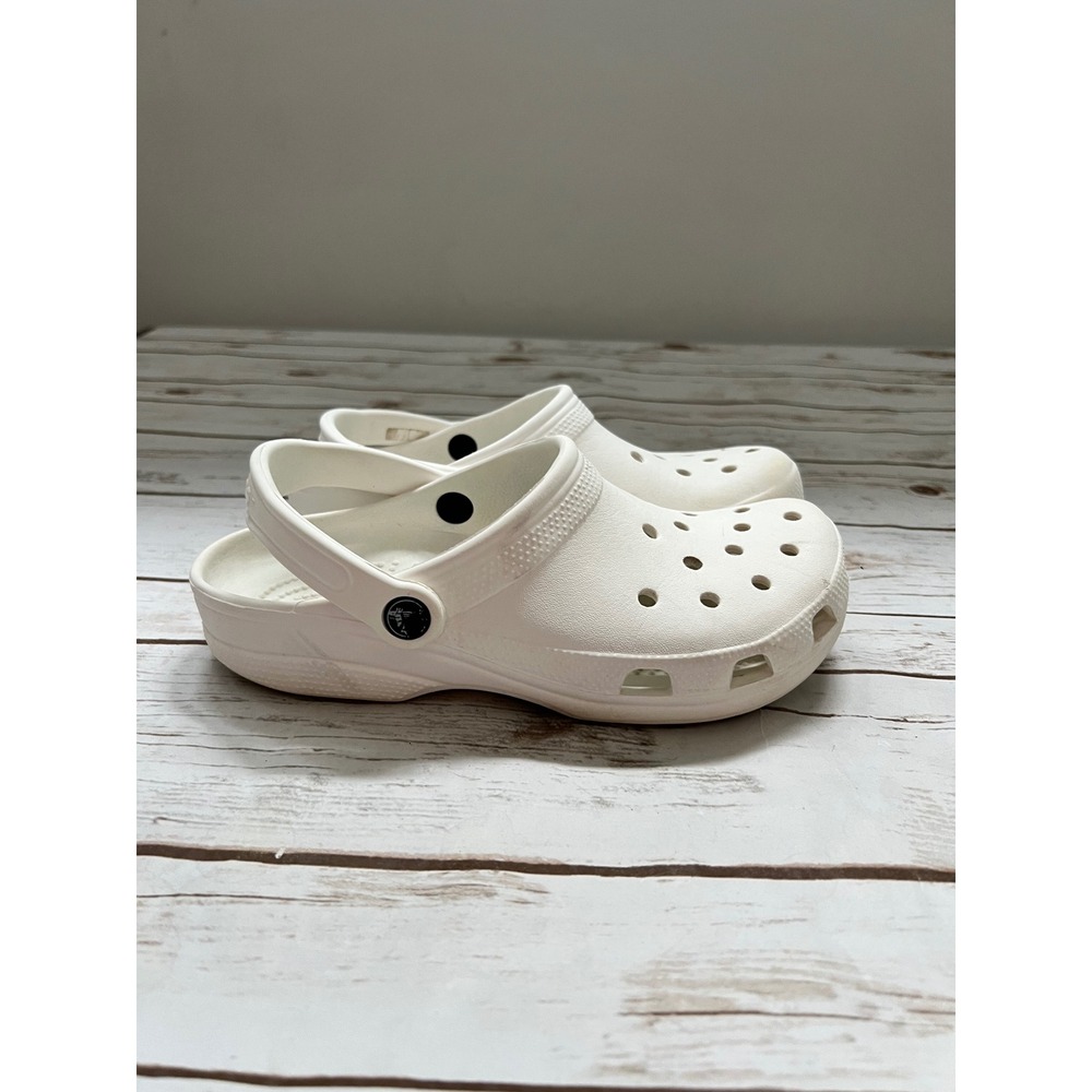 Crocs Classic Clog White Slip On Comfort Shoes Kids Size J6